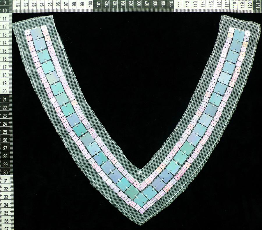 B-4786 sequins beads collar 