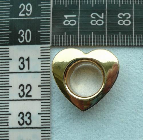 V0512 heart shape copper eyelet 